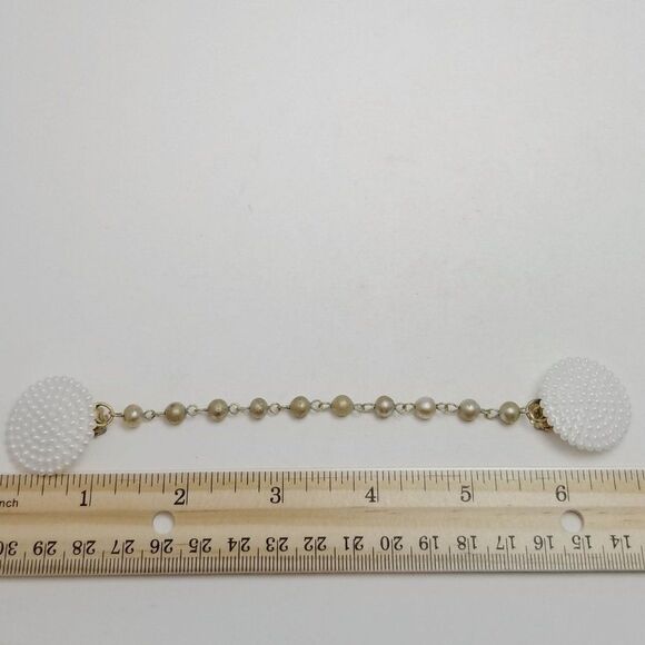 Vintage Faux Pearl Sweater Clips, Grandma Style Brooch, Estate - Picture 4 of 5